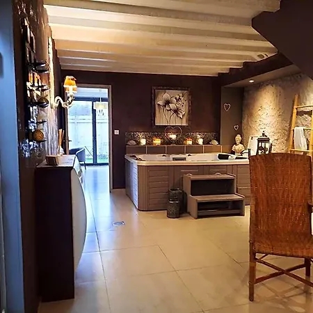 Charme Au Fil De L'eau Отель