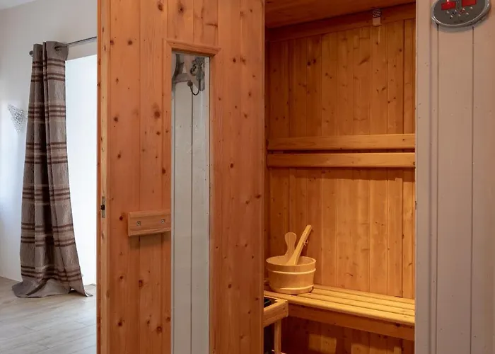 Charme Au Fil De L'eau Hotel