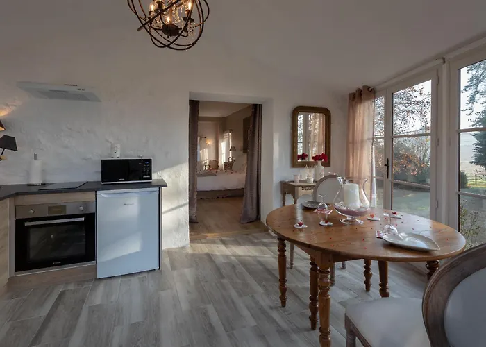 Hotel Charme Au Fil De L'eau *