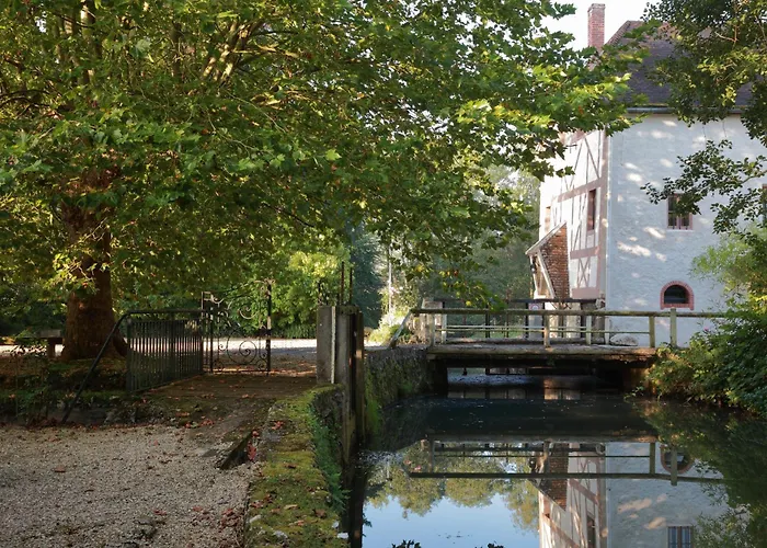 Charme Au Fil De L'eau